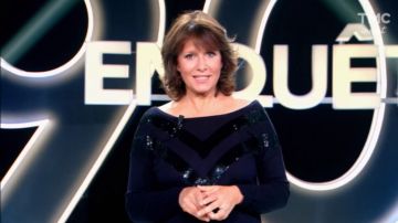 Suéter de lentejuelas de Carole Rousseau en 90' enquête