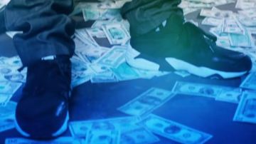 La pareja de Puma Trinomic Blaze Tech en el video musical Backflip de casey Veggies