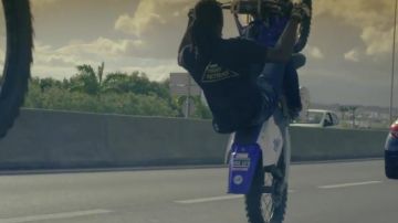 Zapatillas Lacoste Graduate LCR3 en el clip Chino de Ninho