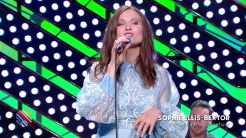 Le morceau Murder on the dancefloor interprété par Sophie Ellis-Bextor, invitée musicale de l'émission du 28 septembre 2016