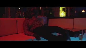 The Adidas Stan Smith in the clip In the ghetto of Graya