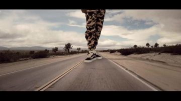 Les gucci mane dans le clip perfect pint de mike will made-it ft. kendrick lamar