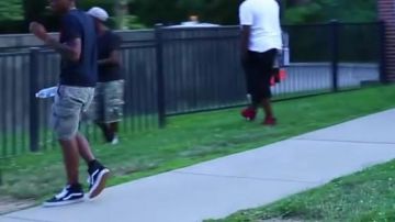 Les chaussures Vans SK8 Hi dans le clip Prime Time de Jimmy Wopo