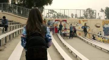 Le sac à dos Alexander Wang de Alicia Clark (Alycia Debnam-Carey) dans Fear The Walking Dead