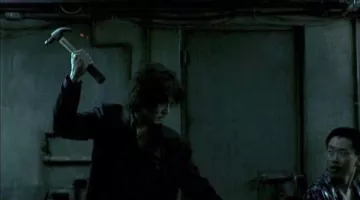 The hammer, Oh Dae-Soo (Choi Min‑sik) in Old Boy