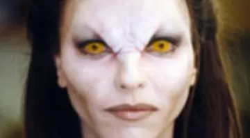 Contact lenses vampire in the series Buffy against the vampires