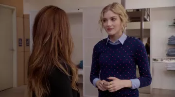 El pequeño suéter de lunares de Grace en Scream Queens