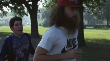 The Nike t-shirt from Forrest Gump (Tom Hanks) in Forrest Gump
