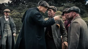 La gorra de los años 20 usada por Tommy Shelby (Cillian Murphy) en la serie Peaky Blinders (Temporada 1 Episodio 1)