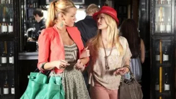 Le sac à main vert Mulberry de Serena Van Der Woodsen (Blake Lively) dans Gossip Girl (S05E02)