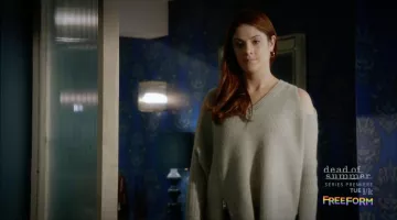 Le pull All Saints de Natalie Atwood (Emily Tremaine) dans Guilt