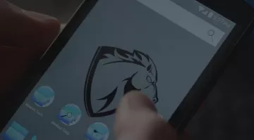 El teléfono hackeador de Elliot en Mr Robot