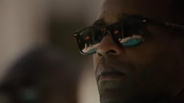 The Ray-Ban sunglasses worn by D.O.C. (Marlon Yates Jr.) in the movie NWA: Straight Outta Compton