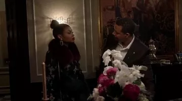 La robe en velours Versace de Cookie Lyon (Ta­raji P. Hen­son) dans Empire (Saison 2 Épisode 14)