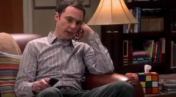 The box of tissues Rubik s Cube Sheldon Cooper (Jim Parsons) in The Big Bang Theory S09E07