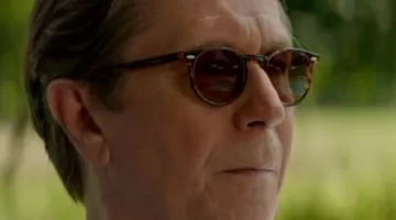 Les lunettes soleil Moscot Lemtosh écaille de Nicolas Wyatt (Gary Oldman) dans Paranoia