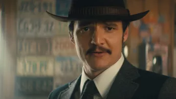 Agent Whiskey's Drake's Tie (Pedro Pascal) en Kingsman: The Golden Circle