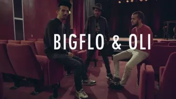 Las zapatillas New Balance ML574 PE17 en el clip Person de Bigflo & Oli