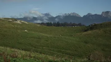 La meseta de Plaine-Joux en Passy y las montañas de Colebrog en la temporada 7 de Noob