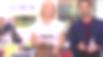 The t-shirt True Maya Lauqué in The day-to-day 04/10/2017