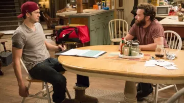 The bottle of Budweiser Colt Bennett (Ashton Kutcher) in The Ranch