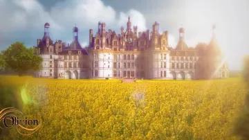 The Castle of Chambord, the base of the Palace Oblivion in season 6 of Noob