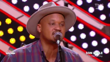 The piece O me O my, interpreted by His " Little, invited musita of the issuance of the October 4, 2017