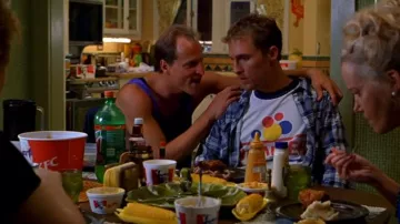 Le bucket de poulet KFC d'Ed Pekurny (Matthew McConaughey) dans En Direct sur Ed TV