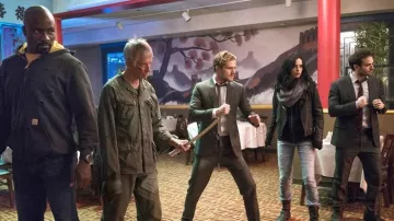 Les sneakers Asics Onitsuka Tiger Mexico 66 de Matt Murdock (Charlie Cox ) dans The Defenders S01E04