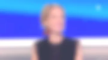 El vestido negro de Sidonie Bonnec en Tout le monde à son mot à dire del 05/10/2017