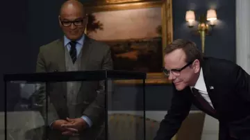 La paire de lunettes de vue Moscot Lemtosh de Tom Kirkman (Kiefer Sutherland) dans Designated Survivor S02E01