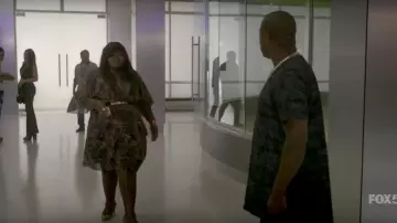 La robe City Chic de Becky (Gabourey Sidibe) dans Empire S04E01