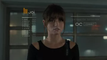 The black top Joi (Ana de Armas) in Blade Runner 2049