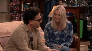 Bella Dahl Plaid But­ton Down Shirt worn by Penny (Kaley Cuoco) as seen in The Big bang Theory S11E02
