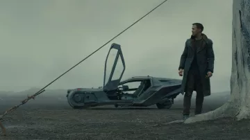 The car of the future Peugeot of officer K (Ryan Gosling) in Blade Runner 2049