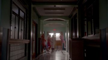 Las auténticas bombas Marion Parke #5 (Abigail Breslin) de Chanel en Scream Queens S02E10