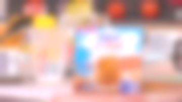 Le Nestlé Bébé P'tit Flan Caramel   Laitage dès 6 Mois vu dans La maison des maternelles du 13/10/2017