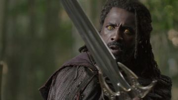 The replica of the sword of Heimdall (Idris Elba) in Thor : Ragnarok