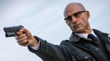 Le pistolet standard KPS de Merlin (Mark Strong) dans Kingsman : Services Secrets
