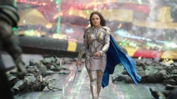 La réplique de l'épée de Valkyrie (Tessa Thompson) dans Thor : Ragnarok