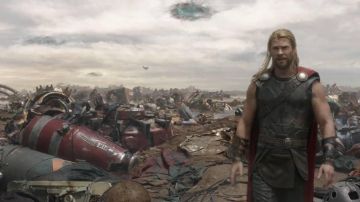 Le costume en cuir de Thor (Chris Hemsworth) dans Thor : Ragnarok