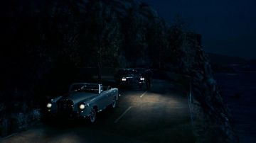 La Mercedes-Benz 220 SE Cabriolet de 1959 de Roger O. Thornhill (Cary Grant) dans La mort aux trousses