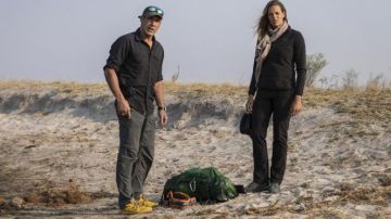 The shoe Scott trail yellow Mike Horn in To the wild with Laure Manaudou