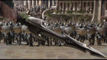 The sword of Hela (Cate Blanchett) in Thor Ragnarok