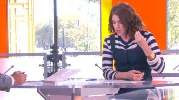 La salopette de Julia Molkhou dans William à midi du 16/10/2017