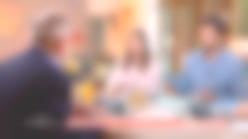 Le sweat Je peux pas j'ai raclette de Marie Perarnau dans La maison des maternelles du 18/10/2017