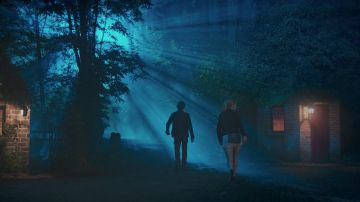 Le sac à main BDG de Betty Cooper (Lili Reinhart) dans Riverdale S02E02