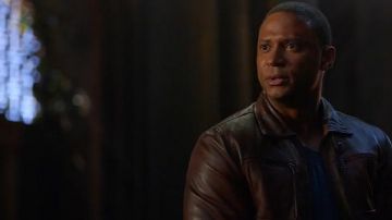 Chaqueta de cuero Danier de John Diggle (David Ramsey) en Arrow S05E23