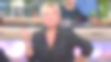 The plaid shirt of Anne-Elisabeth Lemoine in C to you of the 16/10/2017