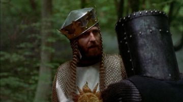 The costume of King Arthur (Graham Chapman) in Monty Python - the Holy Grail !